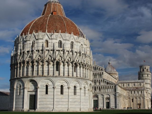 Cathedral Square Pisa