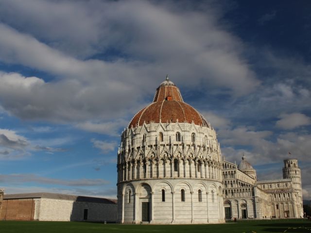 Sky over Pisa