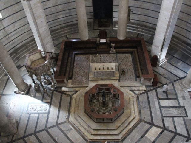 Battistero Pisa